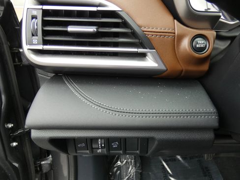 Used 2021 Subaru Outback Touring XT image 77