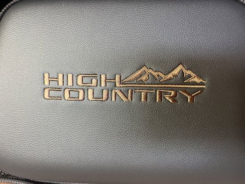 New 2026 Chevrolet Silverado 1500 High Country w/ Technology Package AWD/4WD image 20