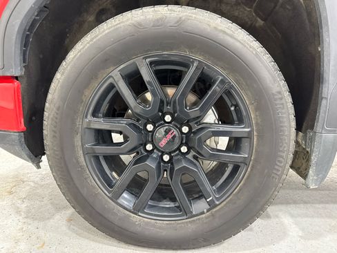 Certified 2024 GMC Sierra 1500 Elevation AWD/4WD image 10