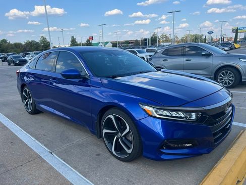 Used 2018 Honda Accord Sport image 1