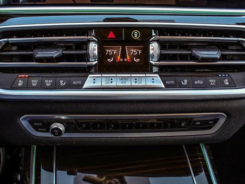 Used 2021 BMW X7 xDrive40i image 26