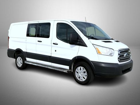 Used 2018 Ford Transit 250 130 Low Roof w/ Exterior Upgrade Package RWD image 3