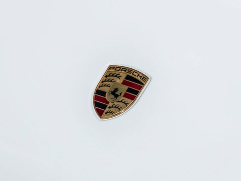 Certified 2026 Porsche Macan Turbo AWD/4WD image 18