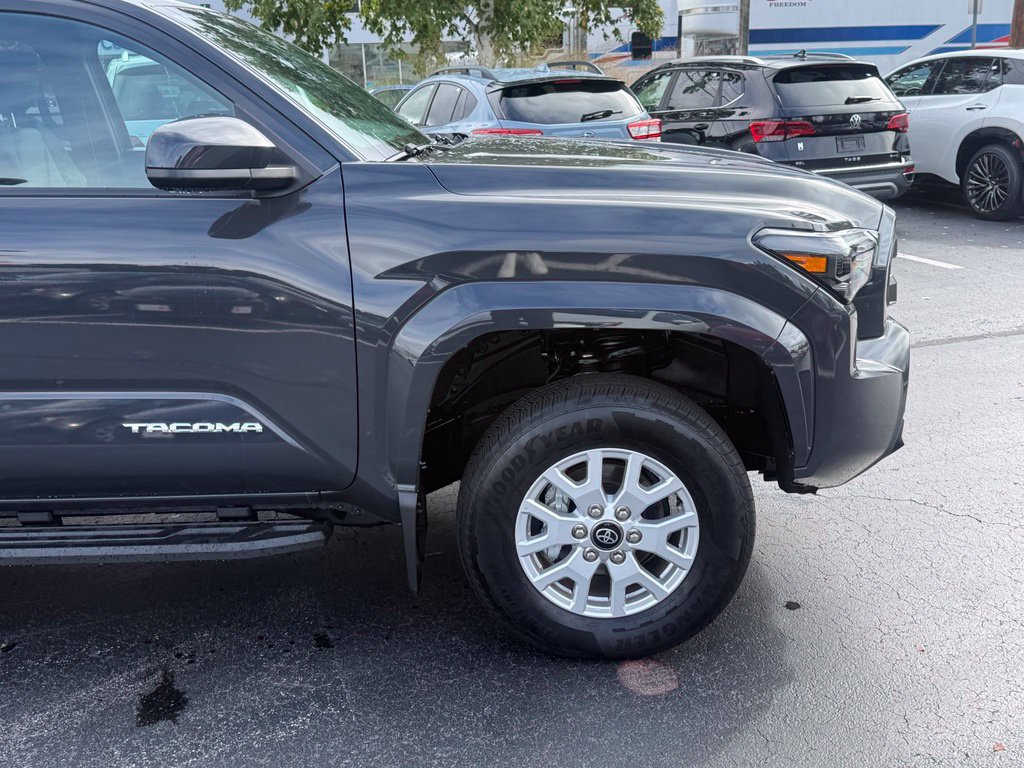 Certified 2026 Toyota Tacoma SR5 AWD/4WD image 11