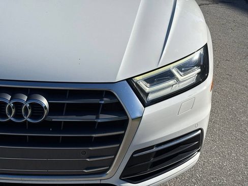 Used 2019 Audi Q5 2.0T Premium Plus w/ Premium Plus Package AWD/4WD image 10