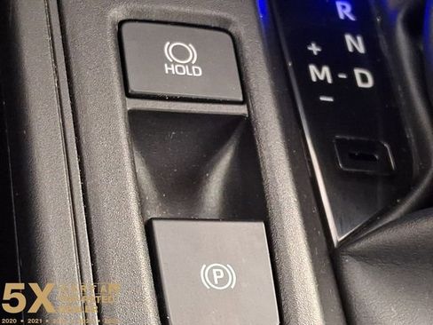 Certified 2026 Toyota Corolla Cross L FWD image 28