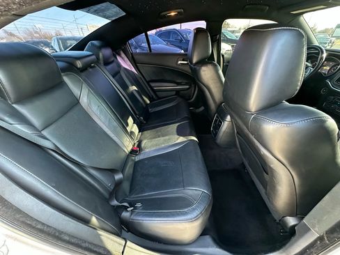 Used 2015 Dodge Charger SXT w/ Premium Group image 14