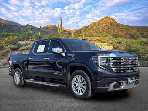 Used 2024 GMC Sierra 1500 Denali w/ Technology Package RWD image 2