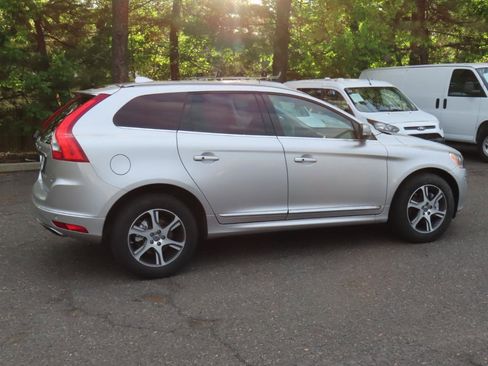 Used 2015 Volvo XC60 T6 AWD/4WD image 7