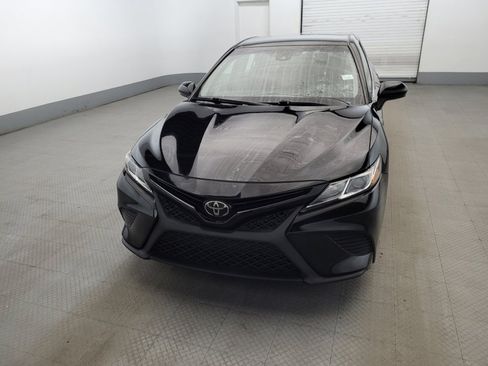 Used 2020 Toyota Camry SE image 15