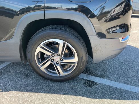 Used 2020 GMC Terrain SLT image 9