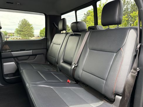 Used 2022 Ford F150 Lariat AWD/4WD image 8