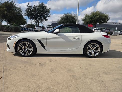 Used 2025 BMW Z4 sDrive30i image 4
