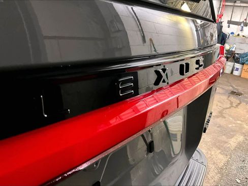 Used 2024 Lexus GX 550 w/ Accessory Package (Z1) image 30