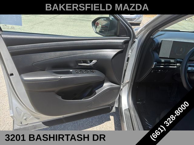 Used 2025 Hyundai Tucson SEL FWD image 17