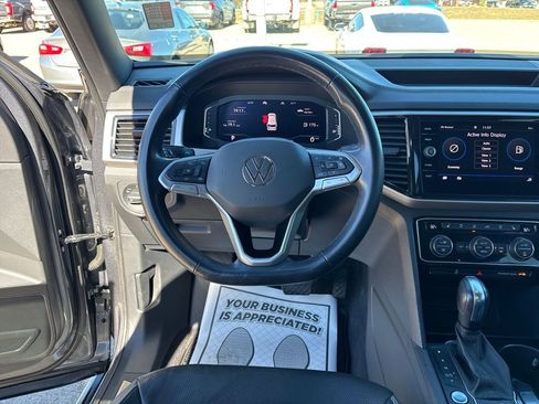 Used 2020 Volkswagen Atlas Cross Sport SEL Premium image 14