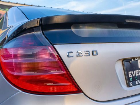 Used 2004 Mercedes-Benz C 230 Coupe image 21