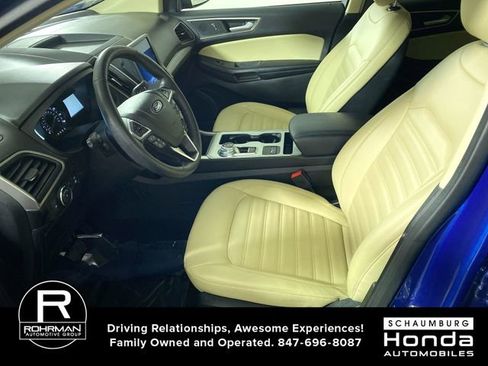 Used 2022 Ford Edge SEL w/ Convenience Package image 4