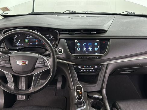 Used 2019 Cadillac XT5 Luxury image 9