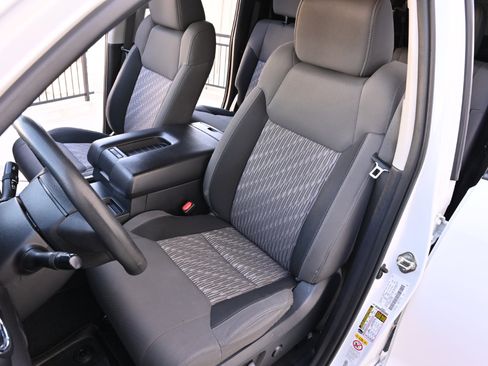 Used 2018 Toyota Tundra SR5 w/ TRD Off Road Package image 16