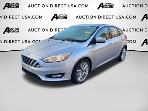 Used 2018 Ford Focus Titanium FWD image 1