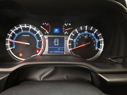 Used 2019 Toyota 4Runner TRD Off-Road Premium AWD/4WD image 4