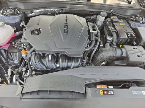 Used 2025 Hyundai Sonata SEL FWD image 34