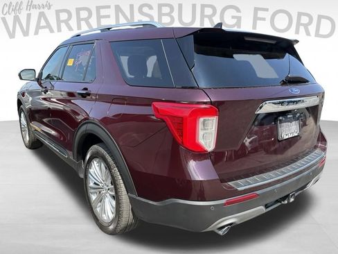 Used 2023 Ford Explorer Limited w/ Limited Technology Package AWD/4WD image 3