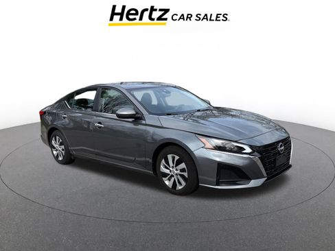 Used 2023 Nissan Altima 2.5 S image 1