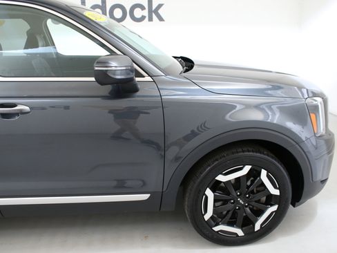 Used 2024 Kia Telluride S w/ S Sunroof Package image 11