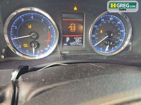 Used 2018 Toyota Corolla LE FWD image 13