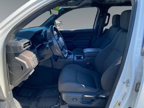 Used 2024 Toyota Tacoma SR5 image 9