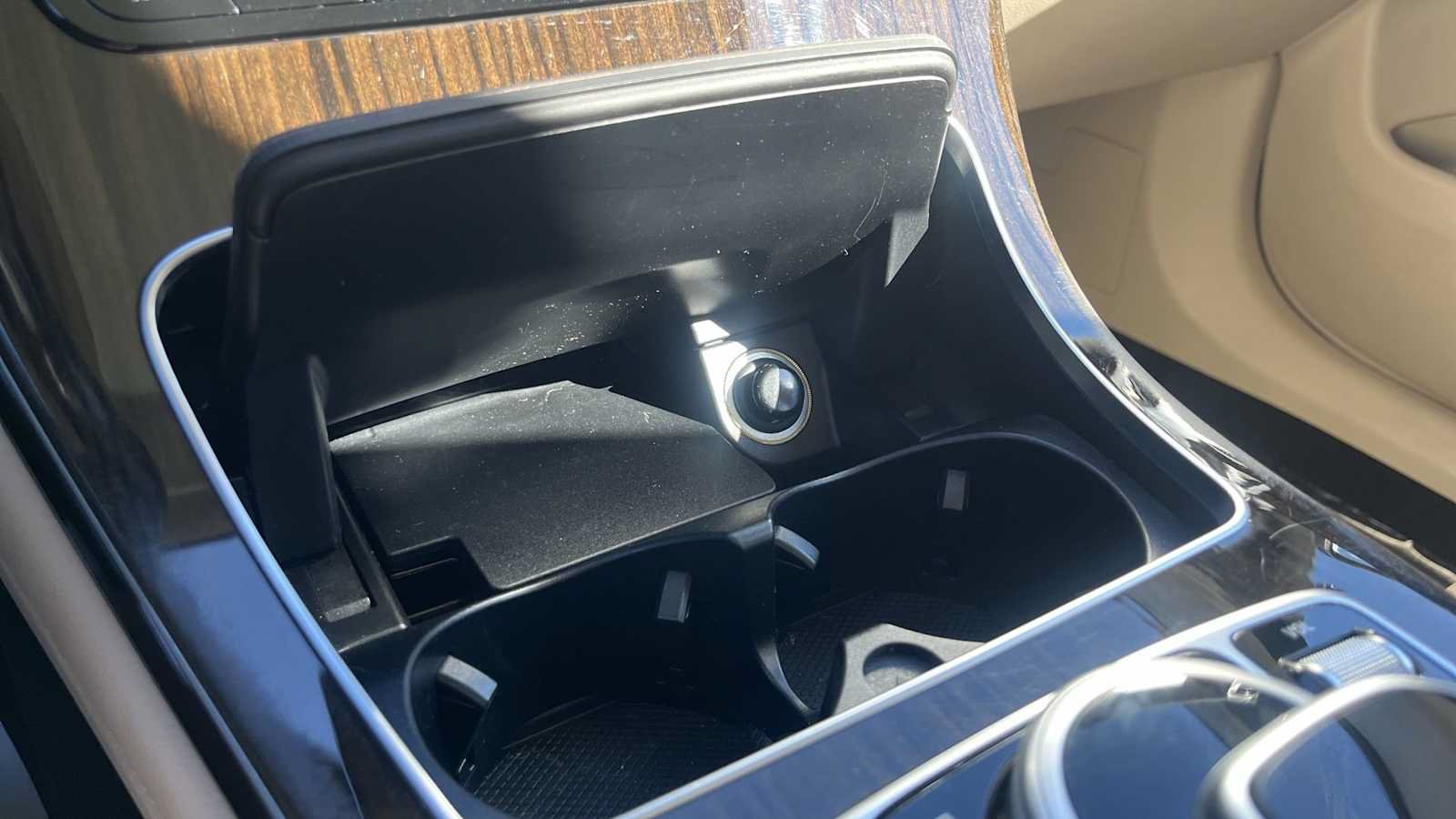 Used 2018 Mercedes-Benz GLC 350e 4MATIC image 46