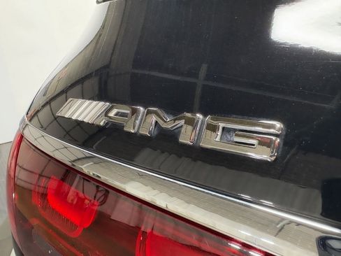 Used 2024 Mercedes-Benz GLS 63 AMG 4MATIC image 34