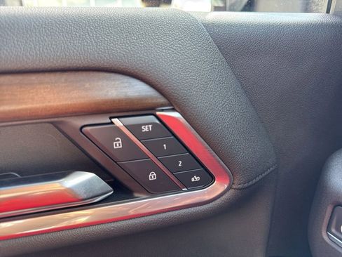 Used 2025 Chevrolet Silverado 2500 High Country w/ Z71 Off-Road Package image 9