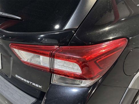 Used 2019 Subaru Crosstrek 2.0i Premium image 8