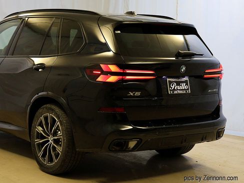 New 2026 BMW X5 xDrive50e w/ M Sport Package image 8