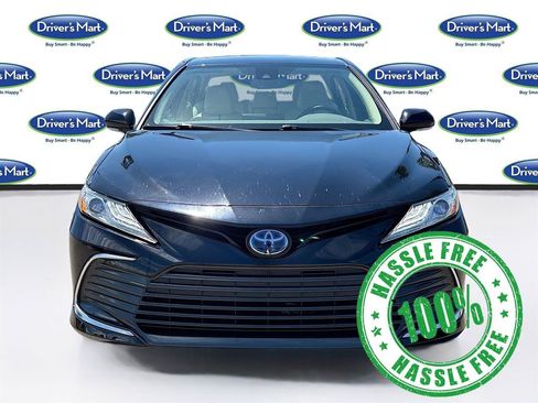 Used 2023 Toyota Camry XLE FWD image 2
