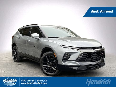 Used 2025 Chevrolet Blazer RS w/ Driver Confidence II Package image 1