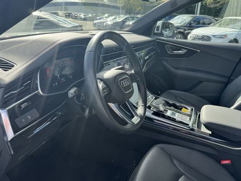 Used 2024 Audi Q8 Premium Plus image 26