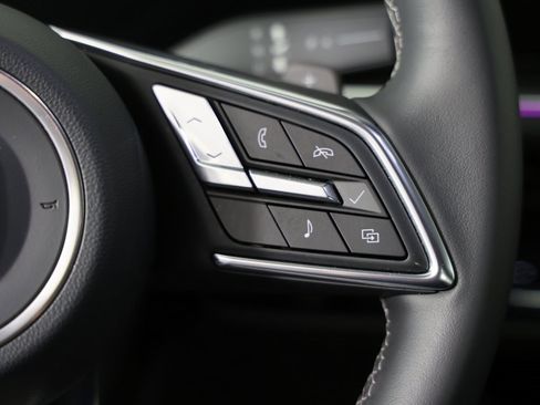 Used 2025 Buick Envision Preferred image 15