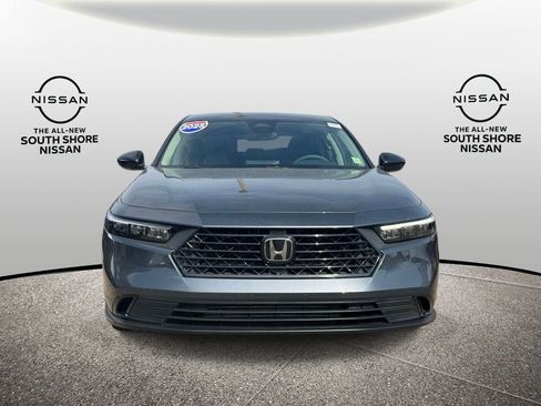 Used 2025 Honda Accord SE image 2