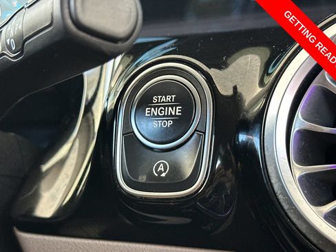 Used 2022 Mercedes-Benz GLA 250 w/ Premium Package Lite image 17