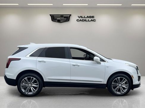 Certified 2025 Cadillac XT5 Premium Luxury w/ Technology Package image 6