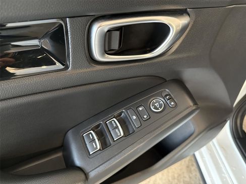 Used 2022 Honda Civic EX-L image 15