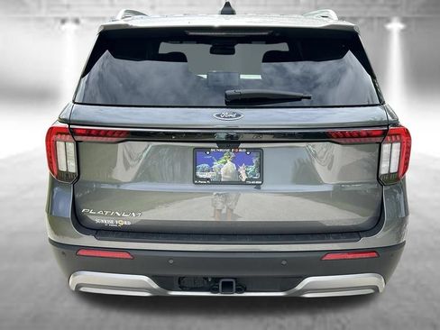 Used 2026 Ford Explorer Platinum RWD image 6