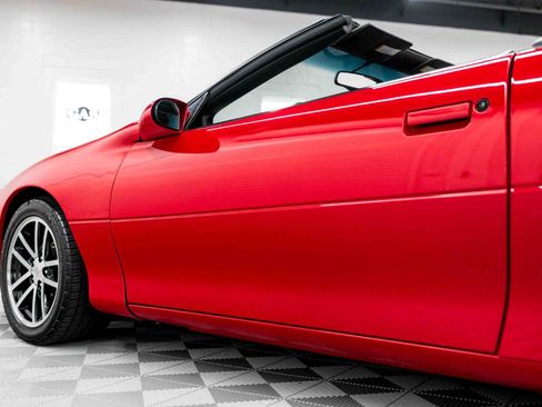 Used 2002 Chevrolet Camaro Z28 w/ SS Performance/Appearance Pkg RWD image 31