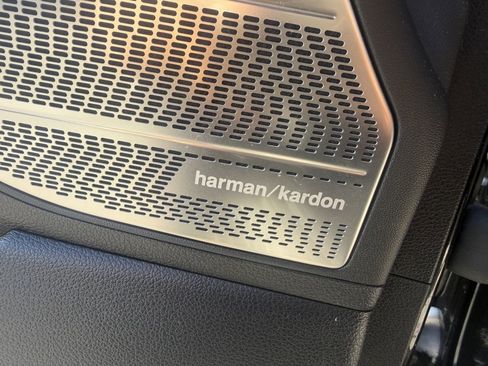 Used 2020 Hyundai Palisade Limited image 22