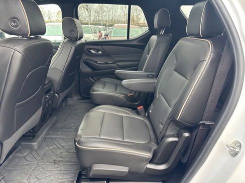 Used 2023 Chevrolet Traverse Premier w/ Redline Edition image 26