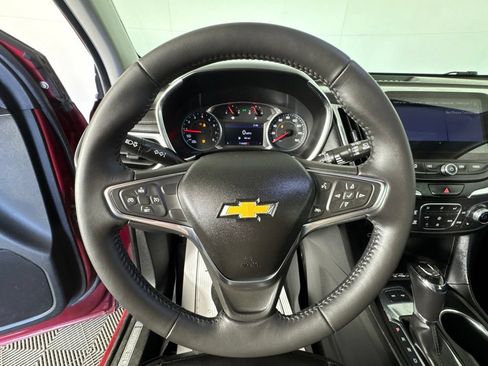 Used 2019 Chevrolet Equinox Premier AWD/4WD image 18